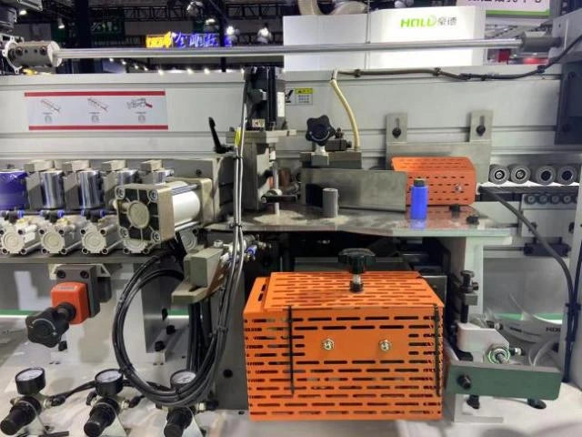 Aaron EB42 - Automatic Standard Edgebander