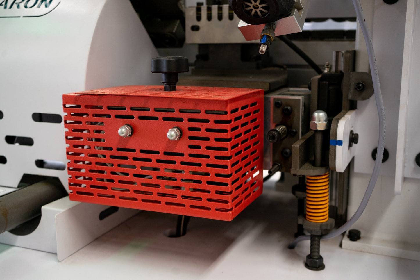 Aaron AU45D Plus - Automatic Pre-milling 45° Edgebander