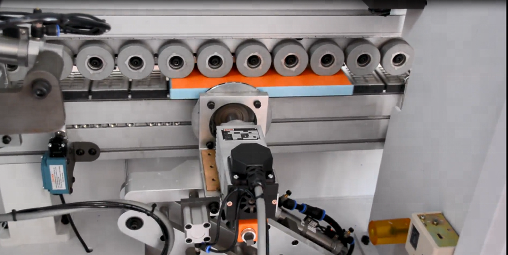 Aaron EB42 - Automatic Standard Edgebander